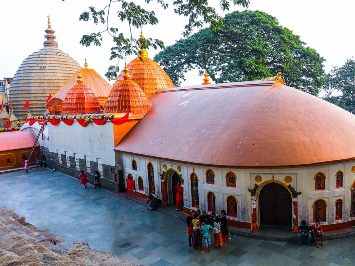 Kamakhya Devi Shakti Peeth - कामाख्या देवी शक्ति पीठ